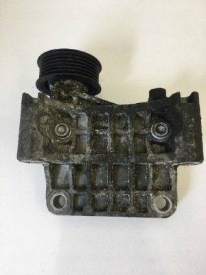 Кронштейн генератора audi a6 c6 3.0 tdi bmk 059903143k фото №1