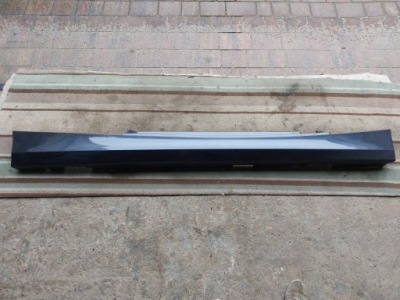 Молдинг поріг права bmw 1 e81 3 двері 07r a22 фото №1