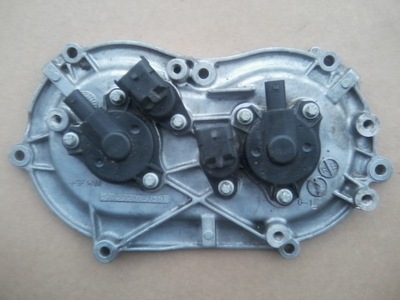 Mercedes w203 w212 корпус розподільного валу a2720150501 фото №1