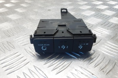 Переключатель renault latitude l70_ 274700004r 2.0l дизель 110kw 2011 фото №1