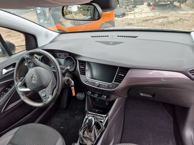 Приборная панель приборная панель консоль opel crossland x фото №1
