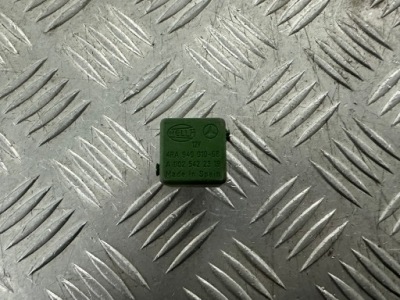 Mercedes реле a0025422319 фото №1