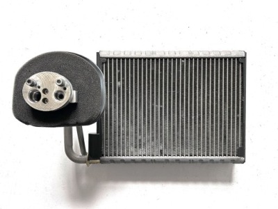 Bmw 7 f01 f02 f03 f04 2011 parowniki фото №1