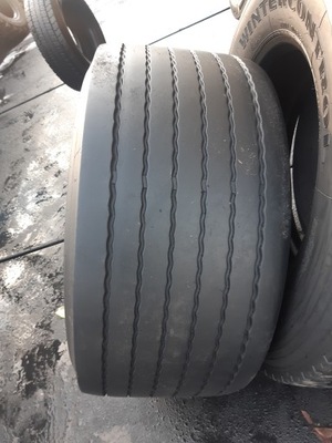 435/50R19.5 Kumho KLT03 naczepa