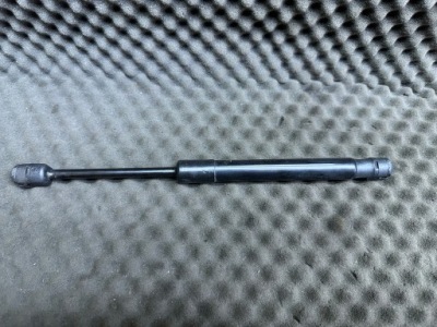 4h0823359d привод амортизатор капот audi a8 фото №1