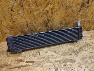 Aston martin 4g43-445396-bb радиатор масла фото №1