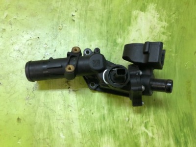 Термостат корпус renault nissan 1.5dci 110609813r фото №1