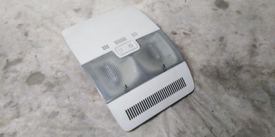 Лампа освітлення кабіни audi оригінальний номер 8p0947135d фото №1