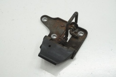 Skoda octavia iii замок засувка капот 5e0823186c фото №1