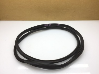 Renault clio v 5 hb прокладка кузовна ніша двері ліва задня задня фото №1