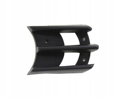 Решітка радіатора бампера mitsubishi pajero/montero sport фото №1