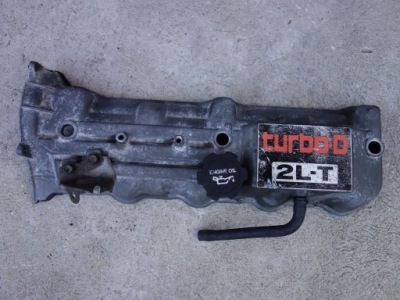 Toyota land cruiser lj70 2,4td 2l-t кришка клапанів фото №1