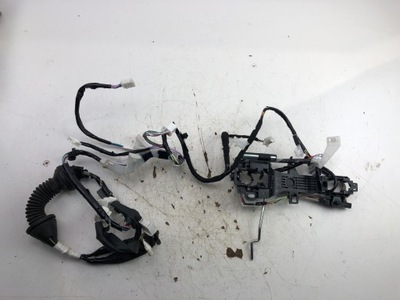 Toyota auris жгут дверь правый перед key less go фото №1