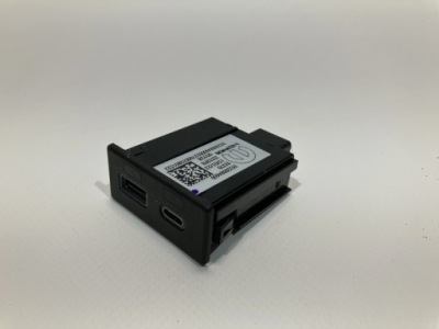 Port разъём usb usb c fiat 500e 20- фото №1