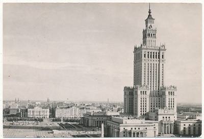 Warszawa Pałac Kultury i Nauki daleka panorama
