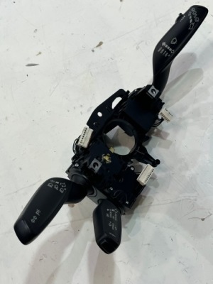 Перемикач комбінований audi a3 8v 8v0953521bp справний фото №1