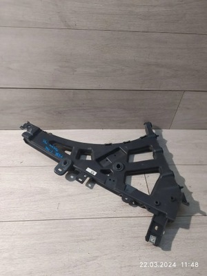 F-pace напрямна бампер правий задня mk83-17b930-b фото №1