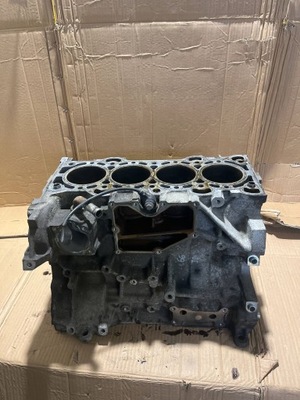 Volvo s40 блок двигателя фото №1