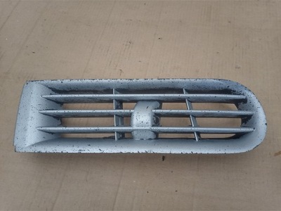 РЕШЕТКА БАМПЕРА ПРАВОЕ AUDI A3 8L0807490