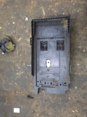 Основание аккумулятор ford оригинальный номер dg93-10723-a фото №1