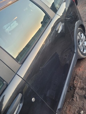 Дверь левый задняя dacia lodgy фото №1