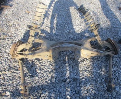 Рама балка подрамник ось подвеска подрамник задний  land rover freelander 2 2.2d фото №1