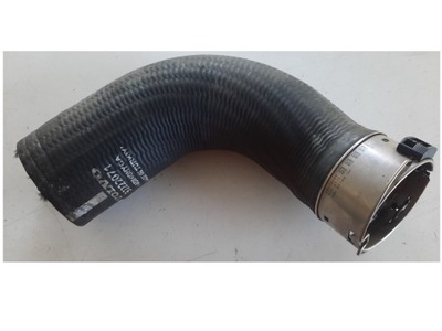 Шланг інтеркулер volvo d5 d4 31370094 фото №1