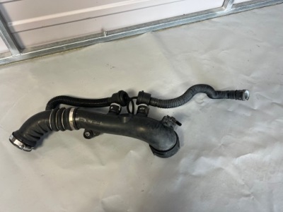 Bmw e9x шланг труба інтеркулер 7556554 фото №1