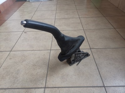 Volvo v40 12-18 r-design важіль гальма ручного фото №1