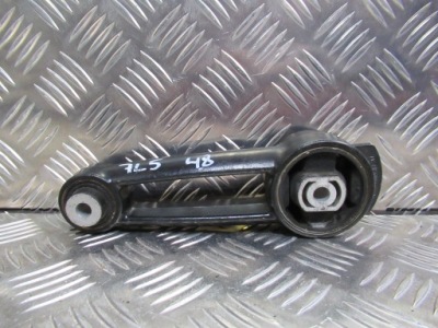 Porsche cayenne 4.8 кронштейн двигателя 7l5199331c фото №1