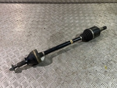 Maserati levante 2020 привідний вал задня фото №1