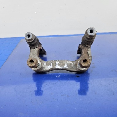 Audi tt 8n скоба тормоза правое задняя фото №1