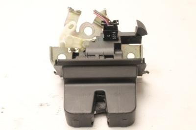 Замок крышки багажника задняя skoda superb ii kombi фото №1