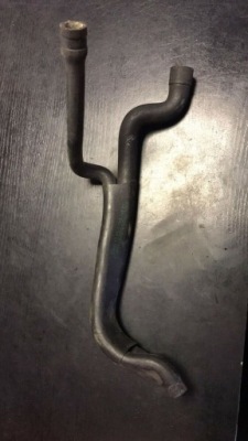 Шланг водяной турбонагнетателя bmw 5 e34 1743386 фото №1