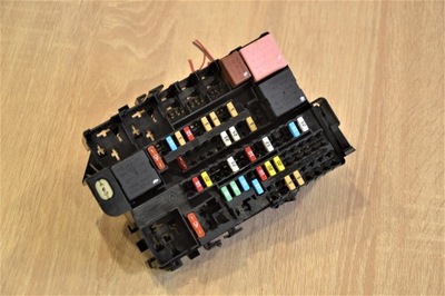 Коробка предохранителей laguna iii 2.0 dci фото №1