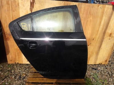 Двері праве задні задня opel ampera фото №1