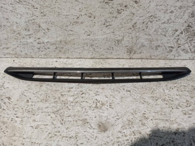 Mercedes 213 a213 решітка радіатора решітка середня хром фото №1