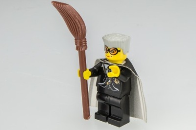 LEGO Figurka Harry Potter hp021 Madame Hooch 4726