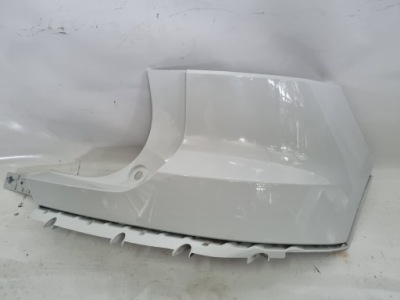 Volvo xc40 задня права сторона бампера фото №1