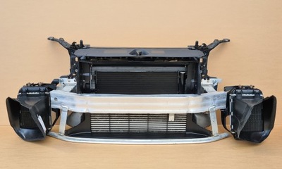 Pas передній радіатор audi q3 rs rsq3 83a f3 2019- фото №1