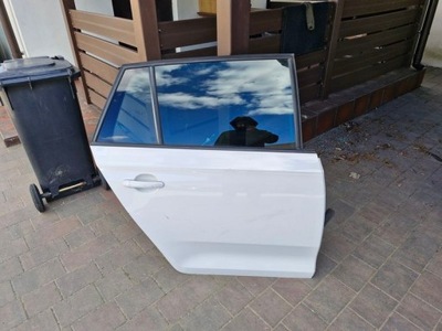 Skoda rapid двері правий задня праве задні фото №1