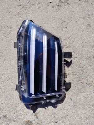 Противотуманная фара led drl правый  peugeot 2008 2 рестайлинг  2023-^ 9850423580 фото №1