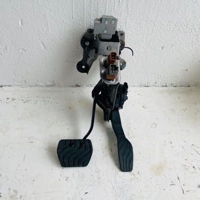 Педаль гальма газу комплект renault koleos ii 2.0 dci 18002df30b фото №1