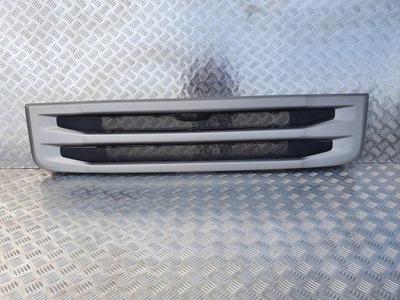 Решітка радіатора нижня лавка scania r фото №1