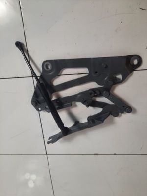 Bmw 07 gt лівий петля капот 7046323 фото №1