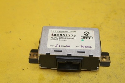 Блок керування модуль сигналізація a4 b5 8d0951173 фото №1