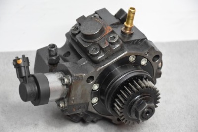 Насос упорскування renault trafic iii 1.6cdi biturbo 167005114r фото №1