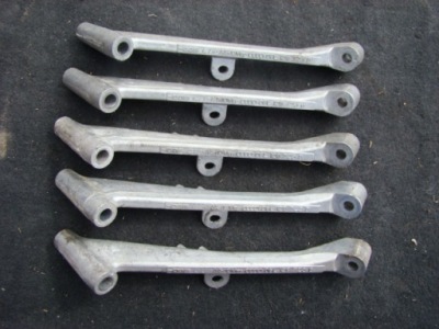 Vw touareg 3 кронштейн коллектор 06l129723b фото №1