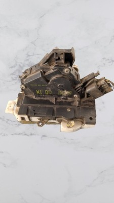 Замок дверь правый перед ford focus фото №1