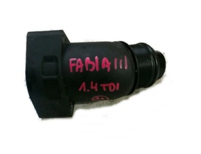 Skoda fabia iii 1.4tdi - патрубок 04b131111a фото №1